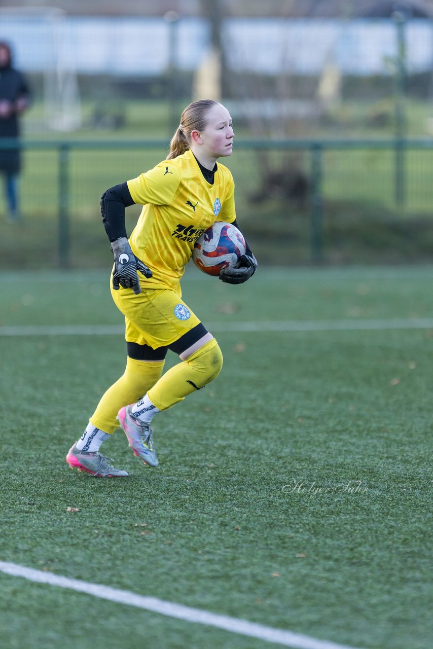 Bild 326 - wBJ Hamburger SV - Holstein Kiel : Ergebnis: 8:0